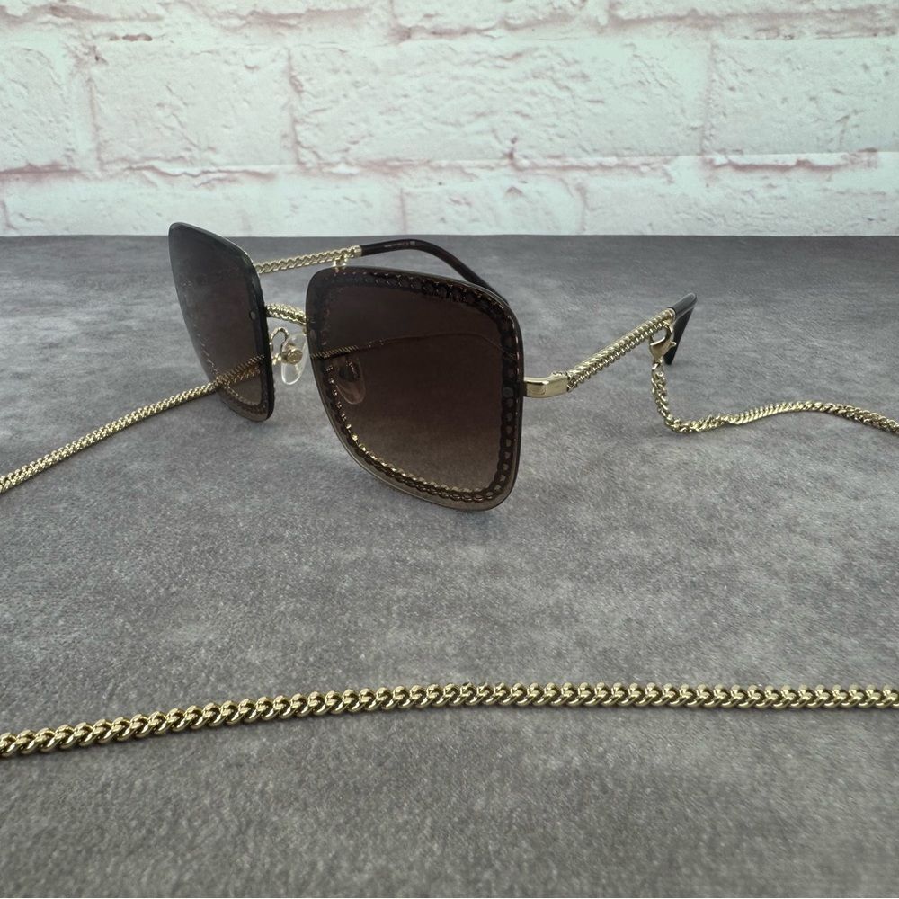 Chanel Square Sunglasses with CC Chain 4244 - Picture 10 of 16